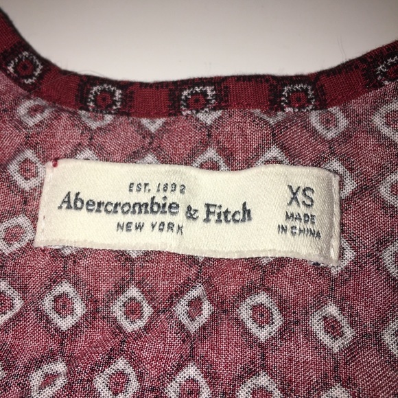 Abercrombie and Fitch Could Shoulder Top XS - Picture 3 of 7